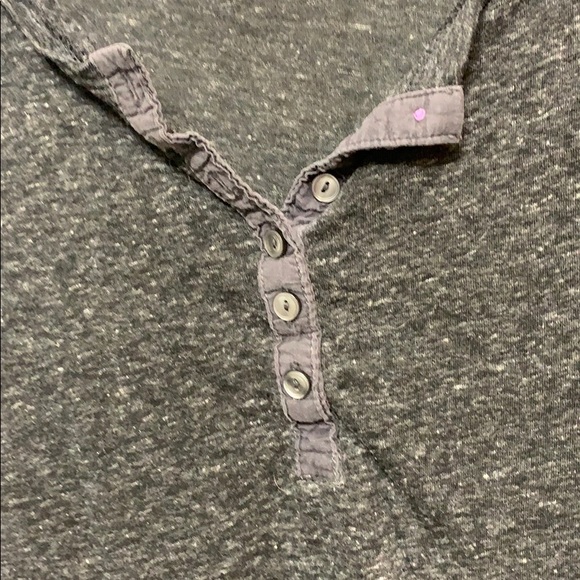 Final price drop🌸Large 3/4 sleeve American Eagle - Picture 3 of 4